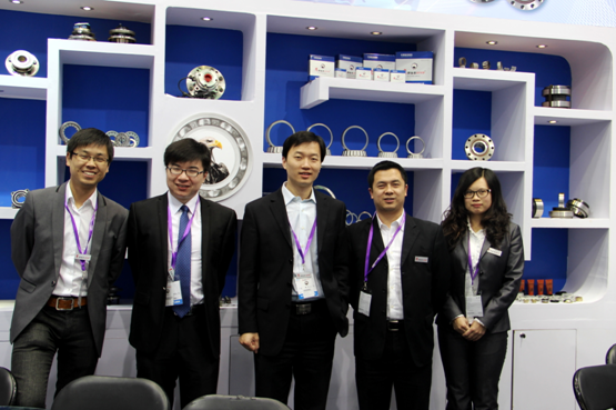 上海國際汽(qi)配展之行——見證鷹(ying)牌人