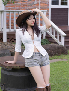 白浊女教师