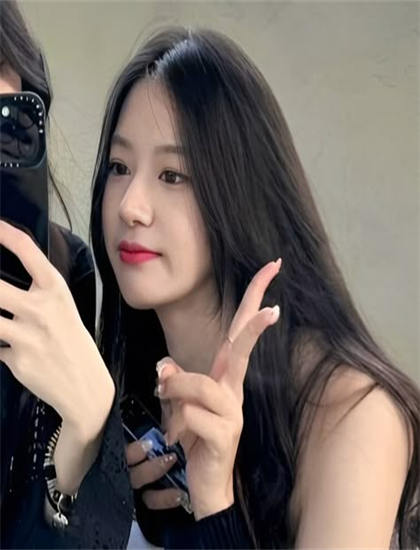 表演艺术解析：蟑螂杀手的角色选择的恰当性与艺术效果 理解表演与导演的配合